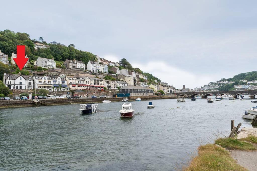 House: Coastal Views, Parking & Pool Access